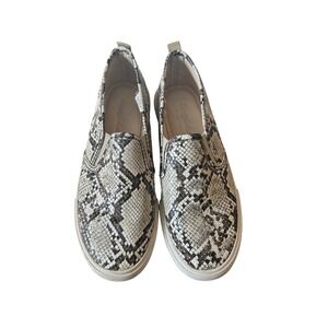 Tommy Bahama Womens Slip On Sneakers Size 7 Snake Print Casual Shoes